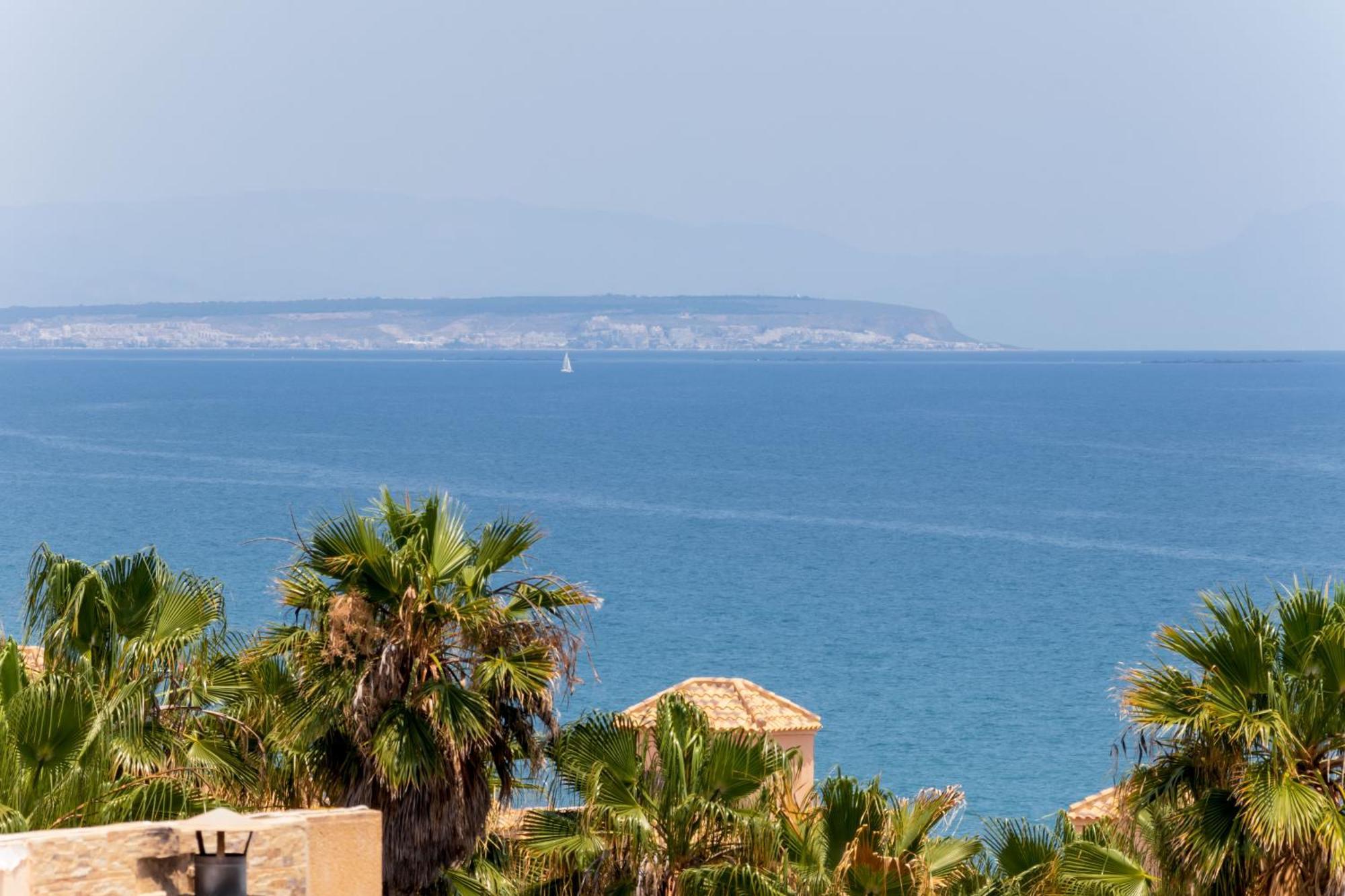 Espanatour Los Leandros تورّيفيِخا المظهر الخارجي الصورة